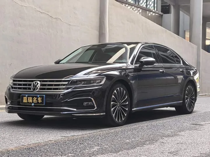 Volkswagen Phideon 2023 из Китая — купить под ключ
