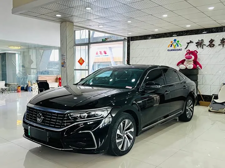Volkswagen Passat Hybrid 2024 из Китая — купить под ключ