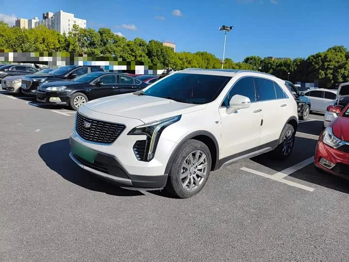 Cadillac XT4 2022 из Китая — купить под ключ