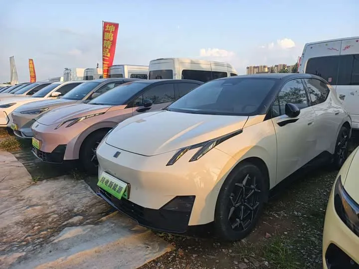 Lynk & Co Z20 2025 из Китая — купить под ключ