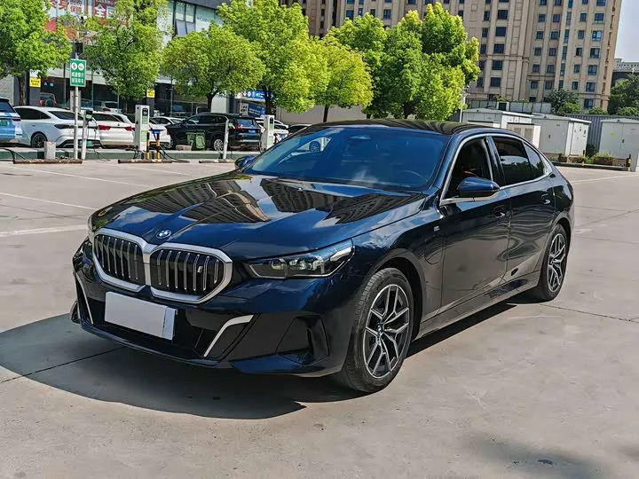 BMW i5 2024 из Китая — купить под ключ