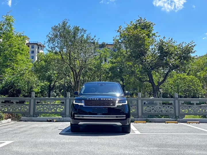 Land Rover Range Rover 2025 из Китая — купить под ключ