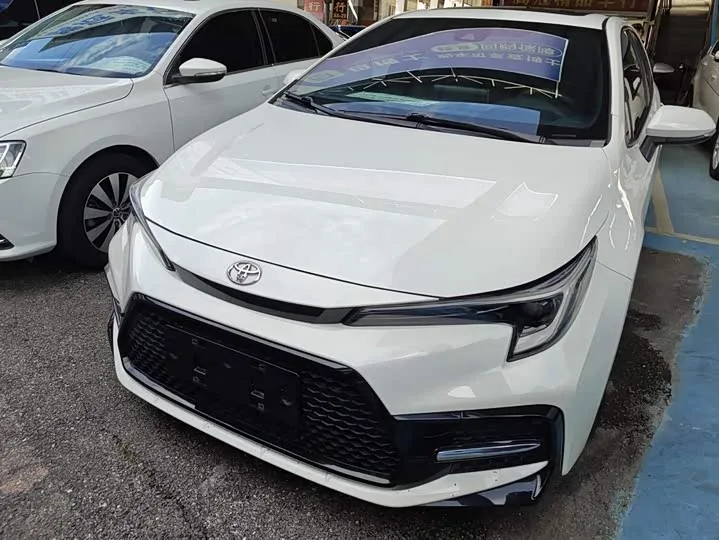 Toyota Levin 2023 из Китая — купить под ключ