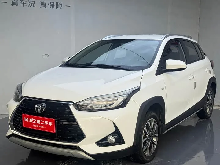 Toyota Yaris L Hatchback 2022 из Китая — купить под ключ