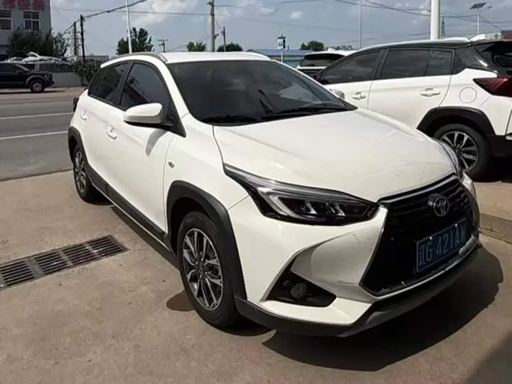 Toyota Yaris L Hatchback 2022 из Китая — купить под ключ