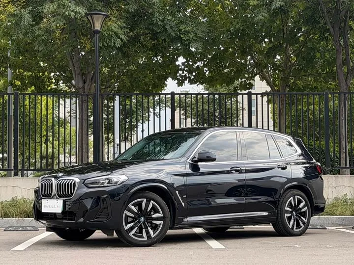 BMW iX3 2025 из Китая — купить под ключ