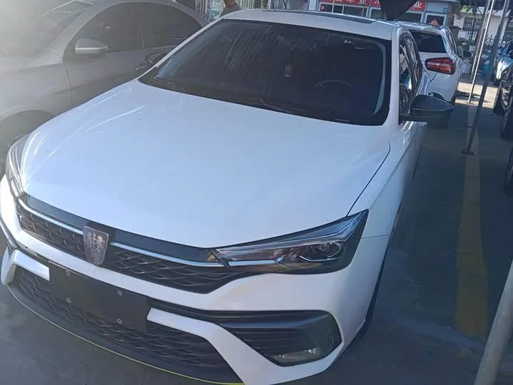 Roewe i5 2023 из Китая — купить под ключ