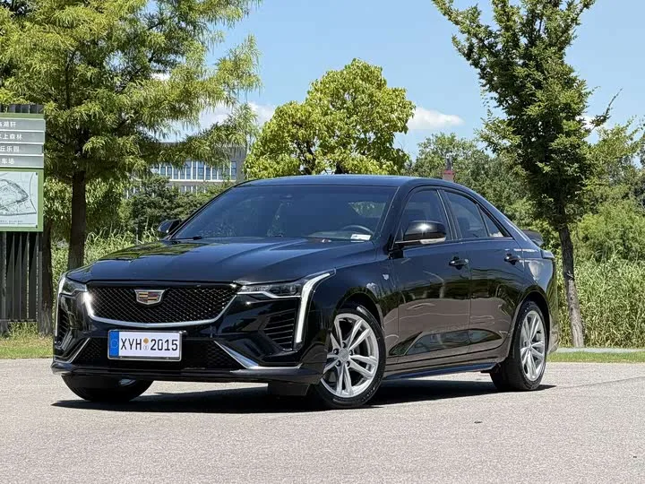Cadillac CT4 2022 из Китая — купить под ключ