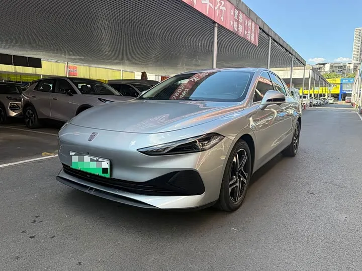 Roewe D7 2023 из Китая — купить под ключ