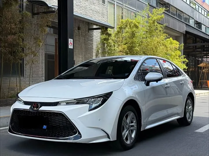 Toyota Levin 2022 из Китая — купить под ключ