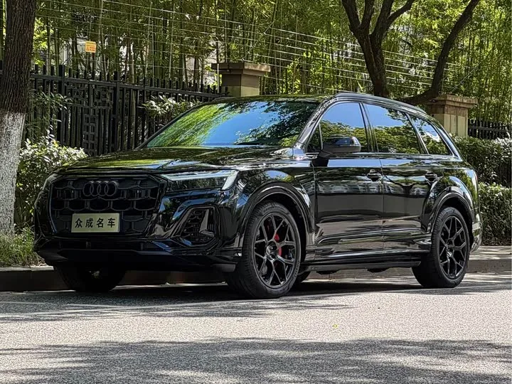 Audi Q7 2025 из Китая — купить под ключ
