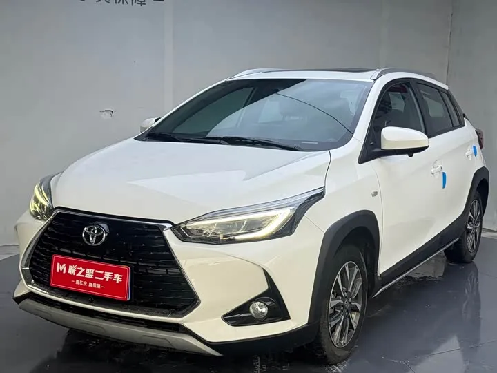 Toyota Yaris L Hatchback 2023 из Китая — купить под ключ