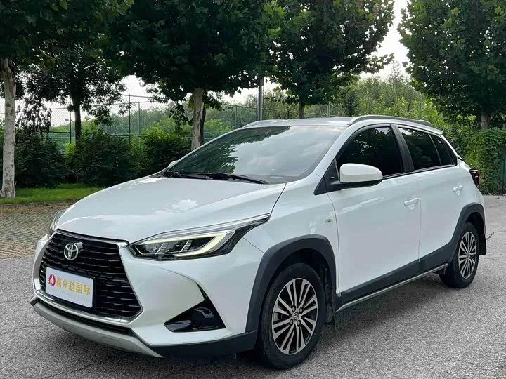 Toyota Yaris L Hatchback 2022 из Китая — купить под ключ