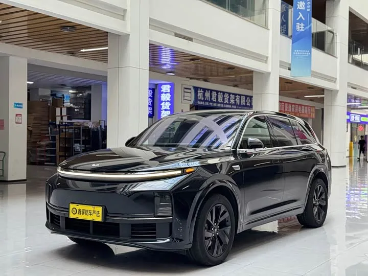 LiXiang L8 2024 из Китая — купить под ключ