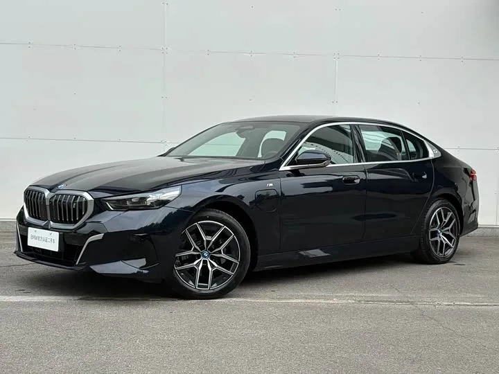 BMW i5 2025 из Китая — купить под ключ