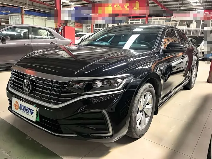 Volkswagen Passat Hybrid 2022 из Китая — купить под ключ