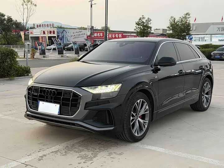 Audi Q8 2023 из Китая — купить под ключ