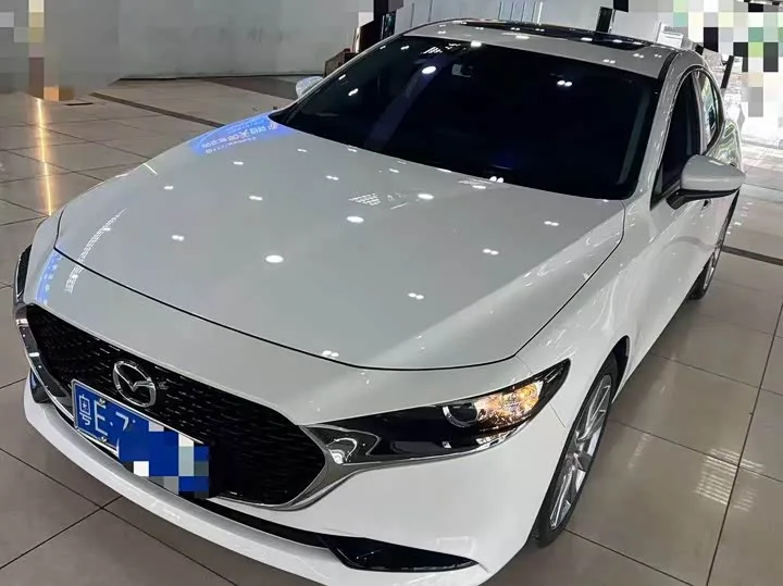 Mazda 3 (Axela) 2026 из Китая — купить под ключ