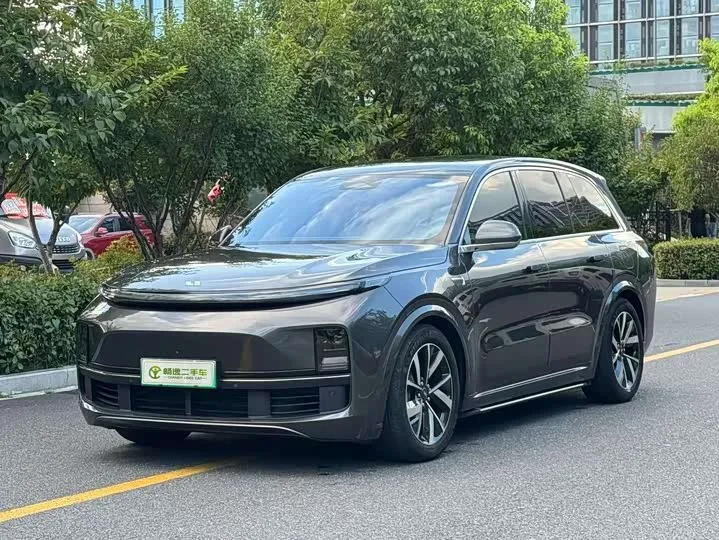 LiXiang L8 2024 из Китая — купить под ключ