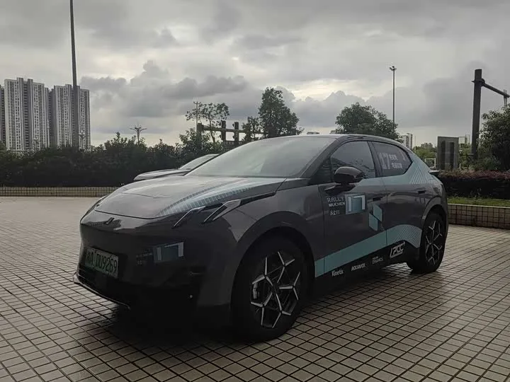Lynk & Co Z20 2025 из Китая — купить под ключ
