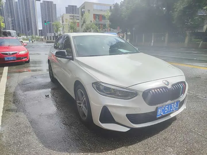 BMW 1 Series 2022 из Китая — купить под ключ