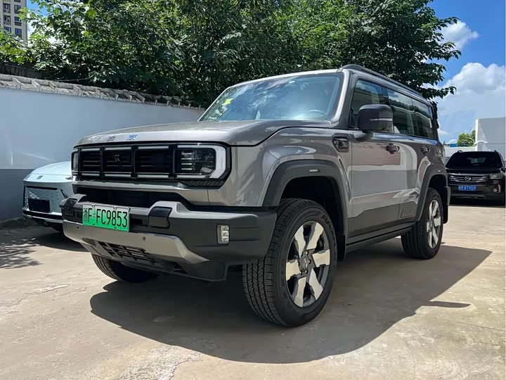 BAIC Beijing BJ40 Hybrid 2026 из Китая — купить под ключ