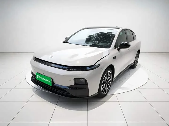 Leapmotor B01 2025 из Китая — купить под ключ