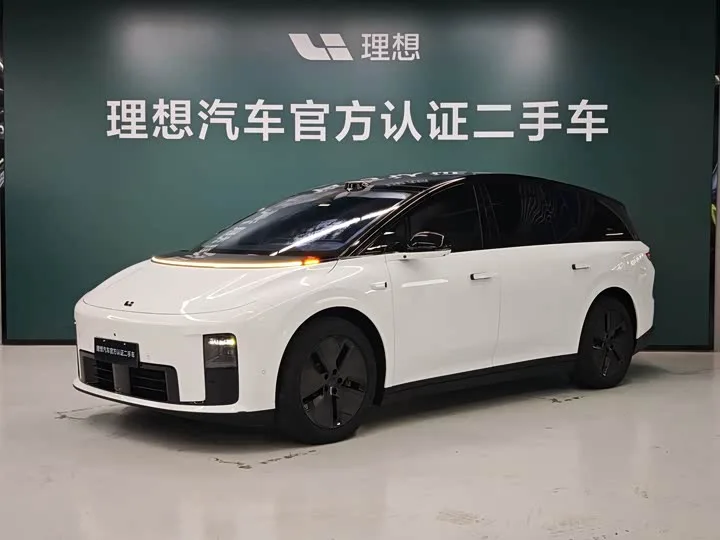 LiXiang i8 2025 из Китая — купить под ключ