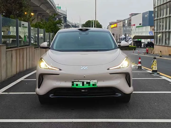 IM motors LS6 2023 из Китая — купить под ключ