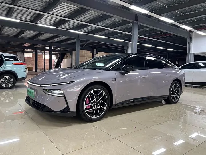 XPeng F57 2025 из Китая — купить под ключ
