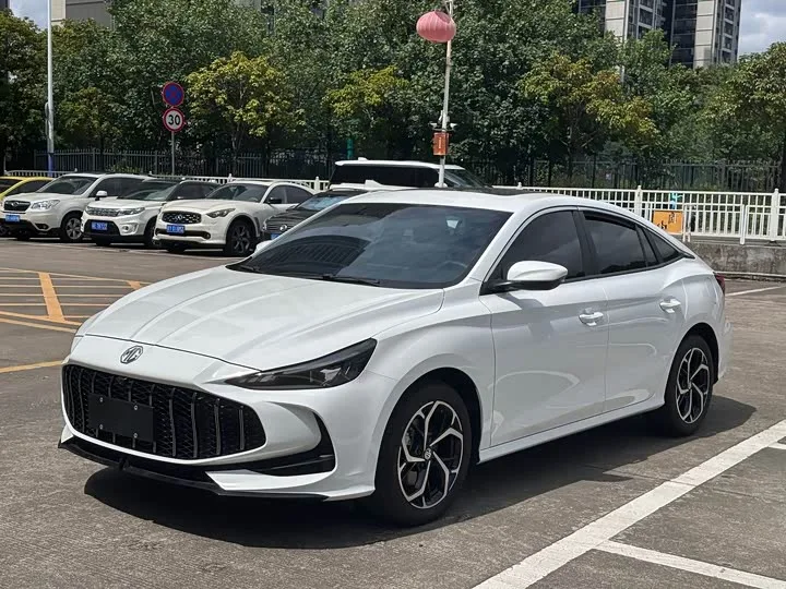 MG Motor 5 2025 из Китая — купить под ключ