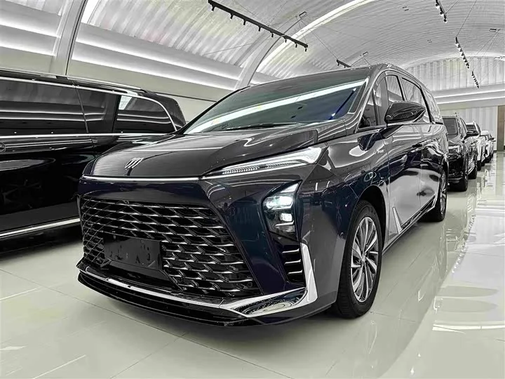 Buick GL8 Hybrid 2026 из Китая — купить под ключ