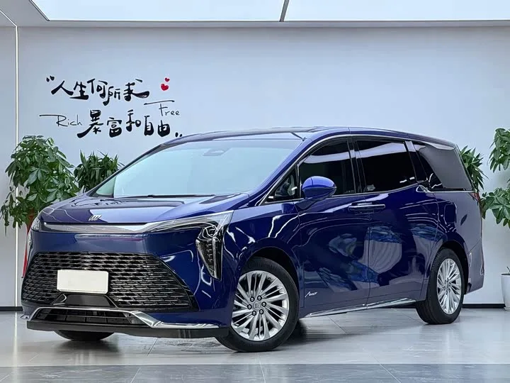 Buick GL8 Century 2023 из Китая — купить под ключ