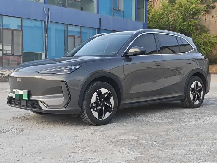 Geely Galaxy E5 2025 из Китая — купить под ключ
