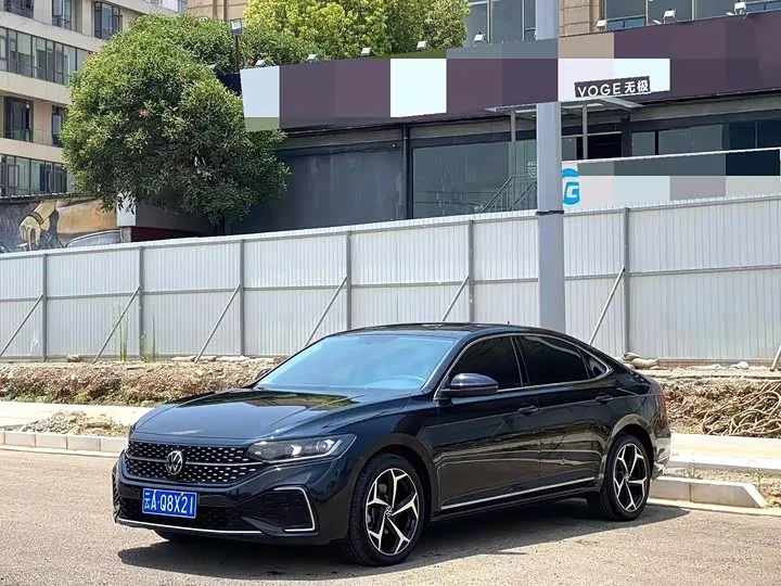 Volkswagen Passat 2024 из Китая — купить под ключ