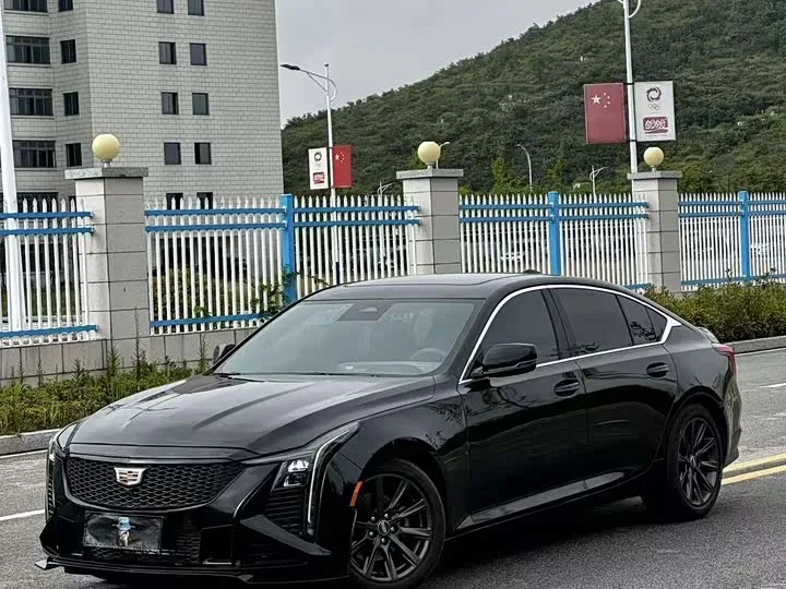 Cadillac CT5 2025 из Китая — купить под ключ