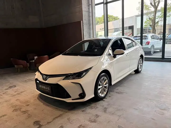 Toyota Corolla 2023 из Китая — купить под ключ