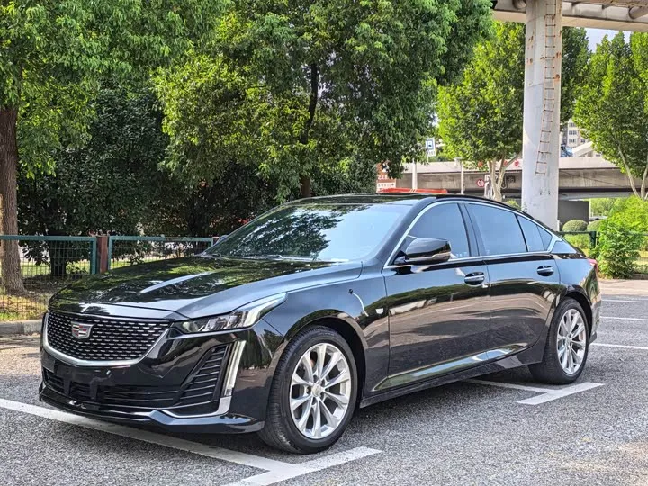 Cadillac CT5 2023 из Китая — купить под ключ