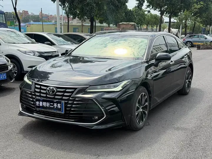 Toyota Avalon 2023 из Китая — купить под ключ