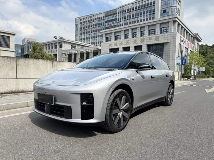 LiXiang i6 2026 из Китая — купить под ключ