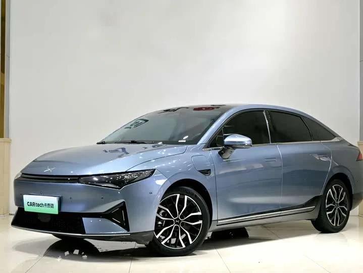 XPeng P5 2023 из Китая — купить под ключ