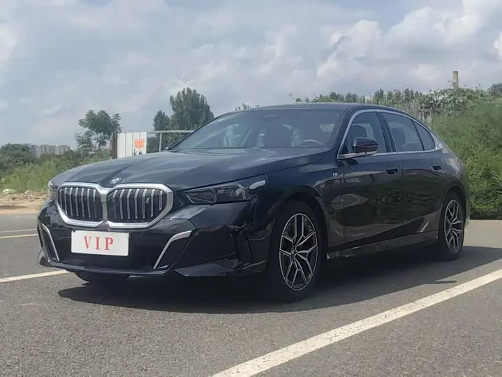 BMW i5 2025 из Китая — купить под ключ