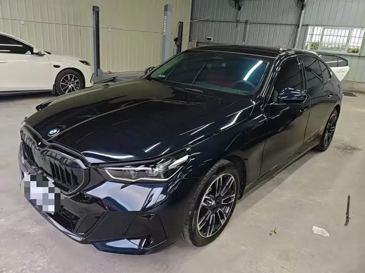 BMW 5 Series 2025 из Китая — купить под ключ