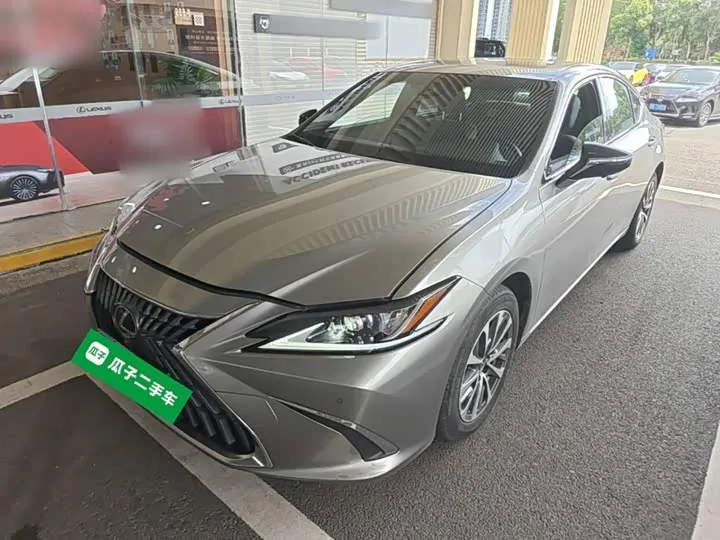 Lexus ES 2023 из Китая — купить под ключ