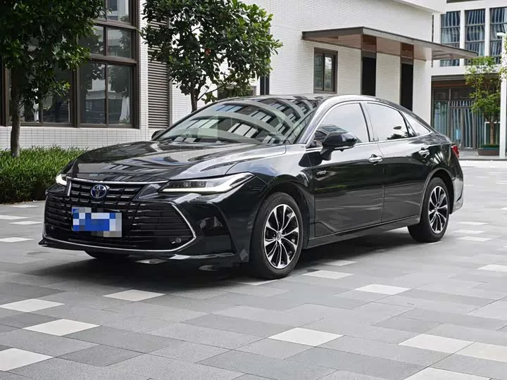 Toyota Avalon 2022 из Китая — купить под ключ