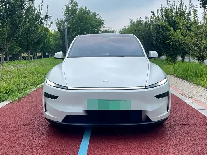 Tesla Model Y 2026 из Китая — купить под ключ