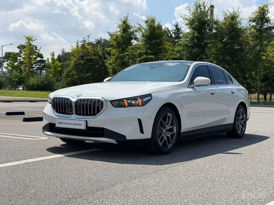 BMW 5 Series 2025 из Кореи — купить под ключ