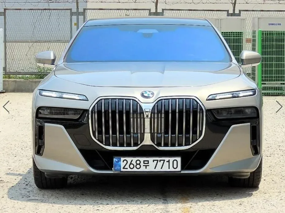 BMW 7 Series 2023 из Кореи — купить под ключ