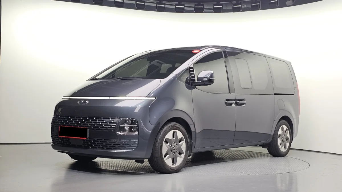 Hyundai Staria 2023 из Кореи — купить под ключ