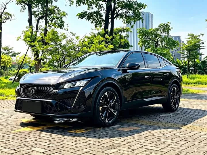Peugeot 408X 2023 из Китая — купить под ключ